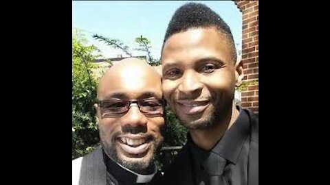 Is Your pastor is a homosexual? Get out of that church NOW!!