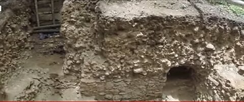 Ancient Mayan City discovered in Mexico jungle by accident | BBC News