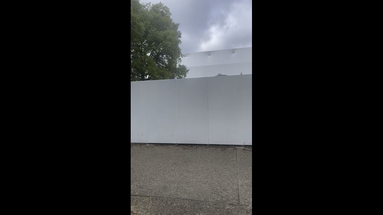 Folks the US treasury is shut down and being relocated. You saw it here first!