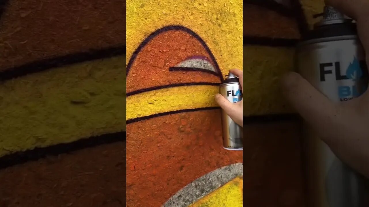 OUTRAGEOUSLY SICK GRAFFITI LINES 🧐🔥 #graffiti #graffitiart #shorts