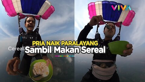 Aksi Gila 'Pria Terbang' Menantang Maut Sambil Makan di Langit