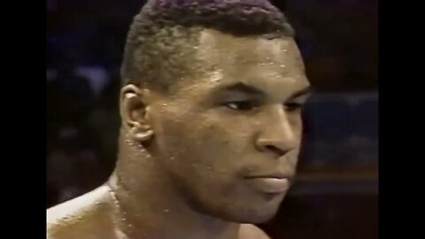 When Tyson Teaches Manners To Gang Leader Mitch Green 1