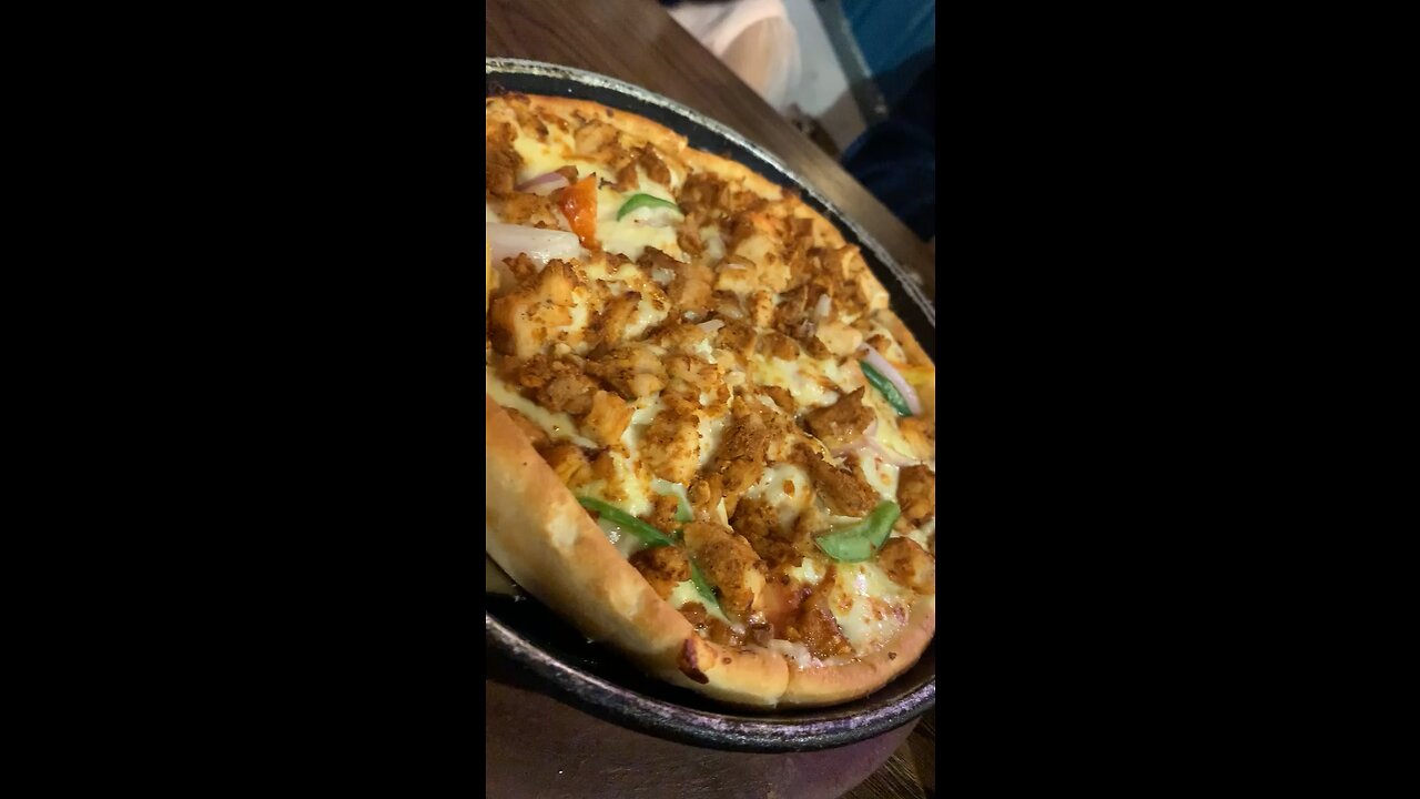 A delicious Pizza 🍕 🤤