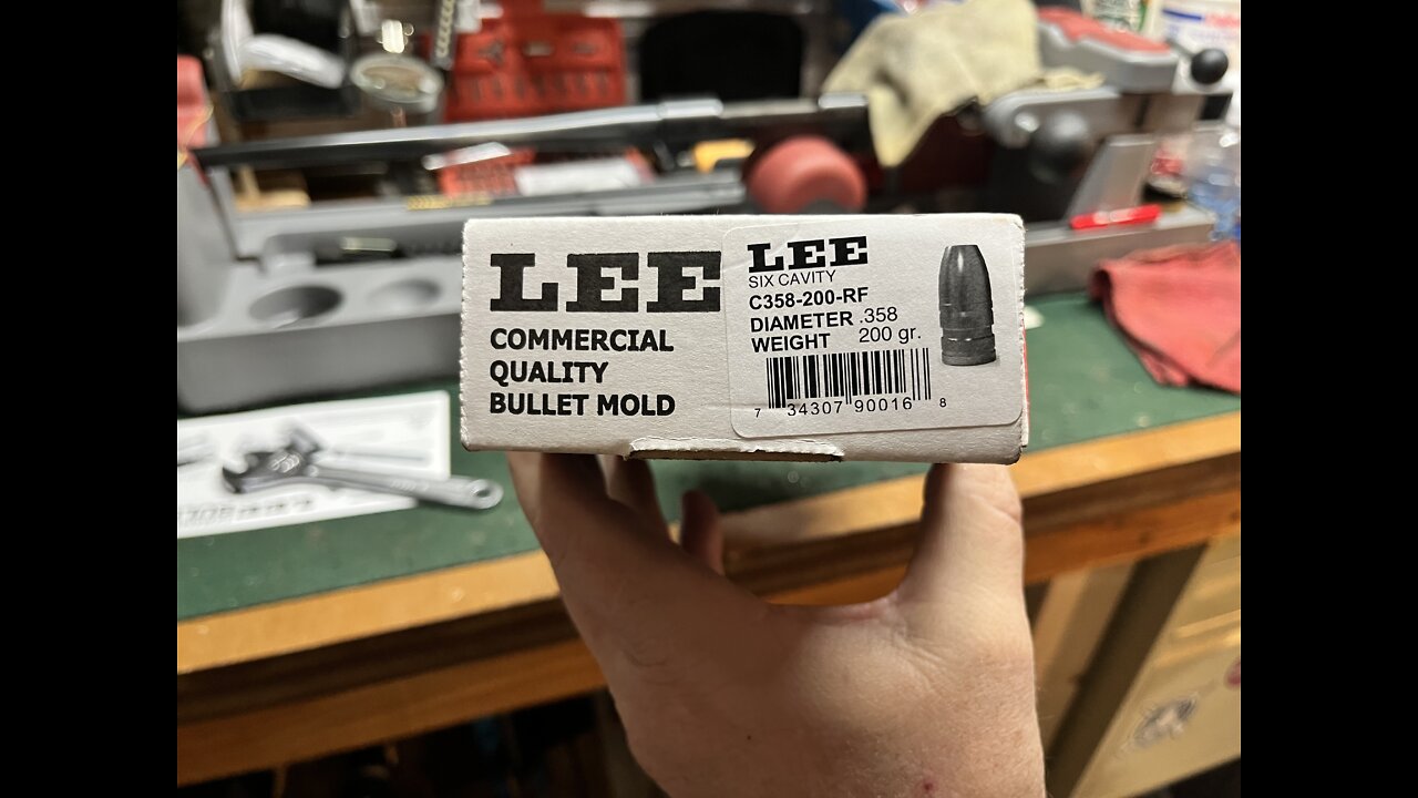 Massaging a Lee 358-200RF Mold