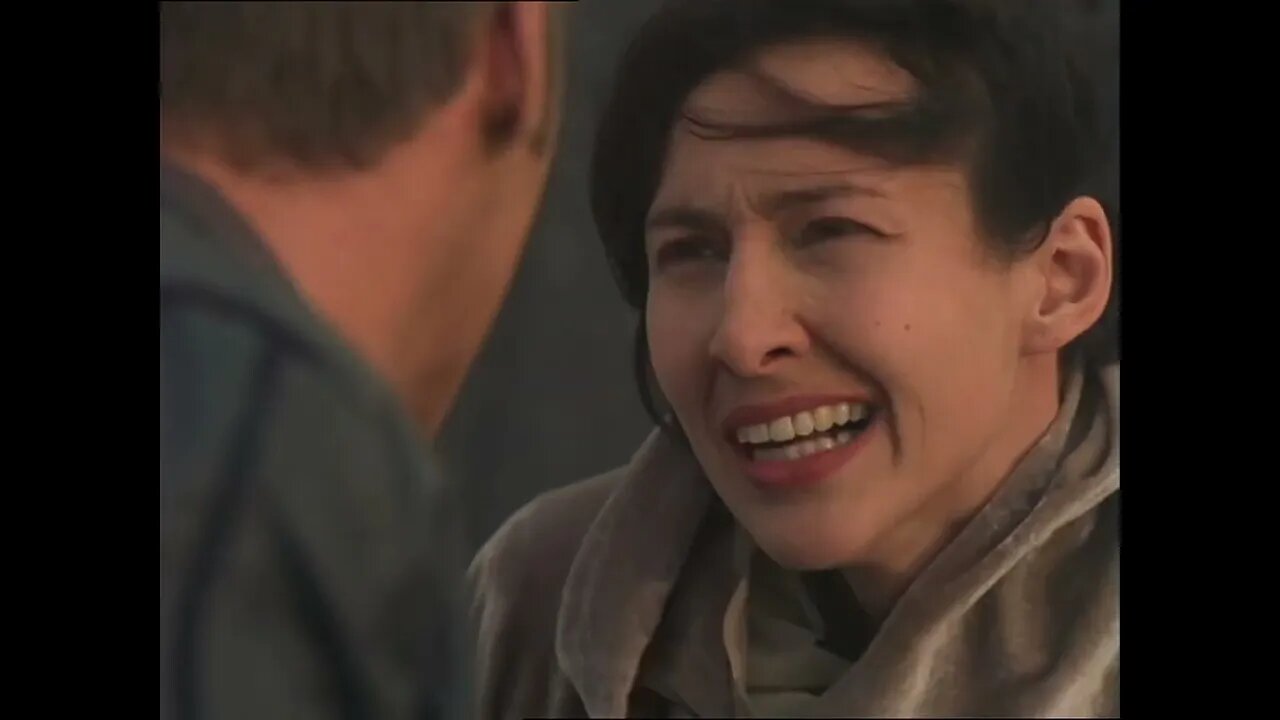 Farscape S02E16 The Locket