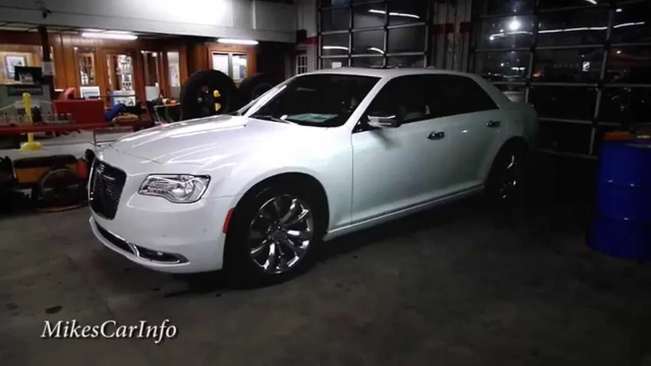 2015 Chrysler 300C 300