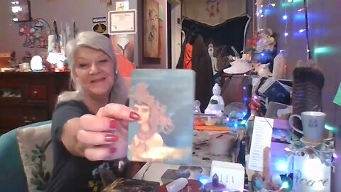 CapricornTarot Dec 18 24 Real personal growth blesses you in Love & Mullah! 💗🎁💰