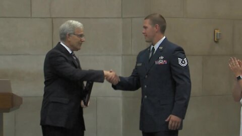 Nebraska National Guard member honored for service during 2020 election