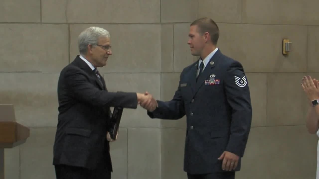 Nebraska National Guard member honored for service during 2020 election