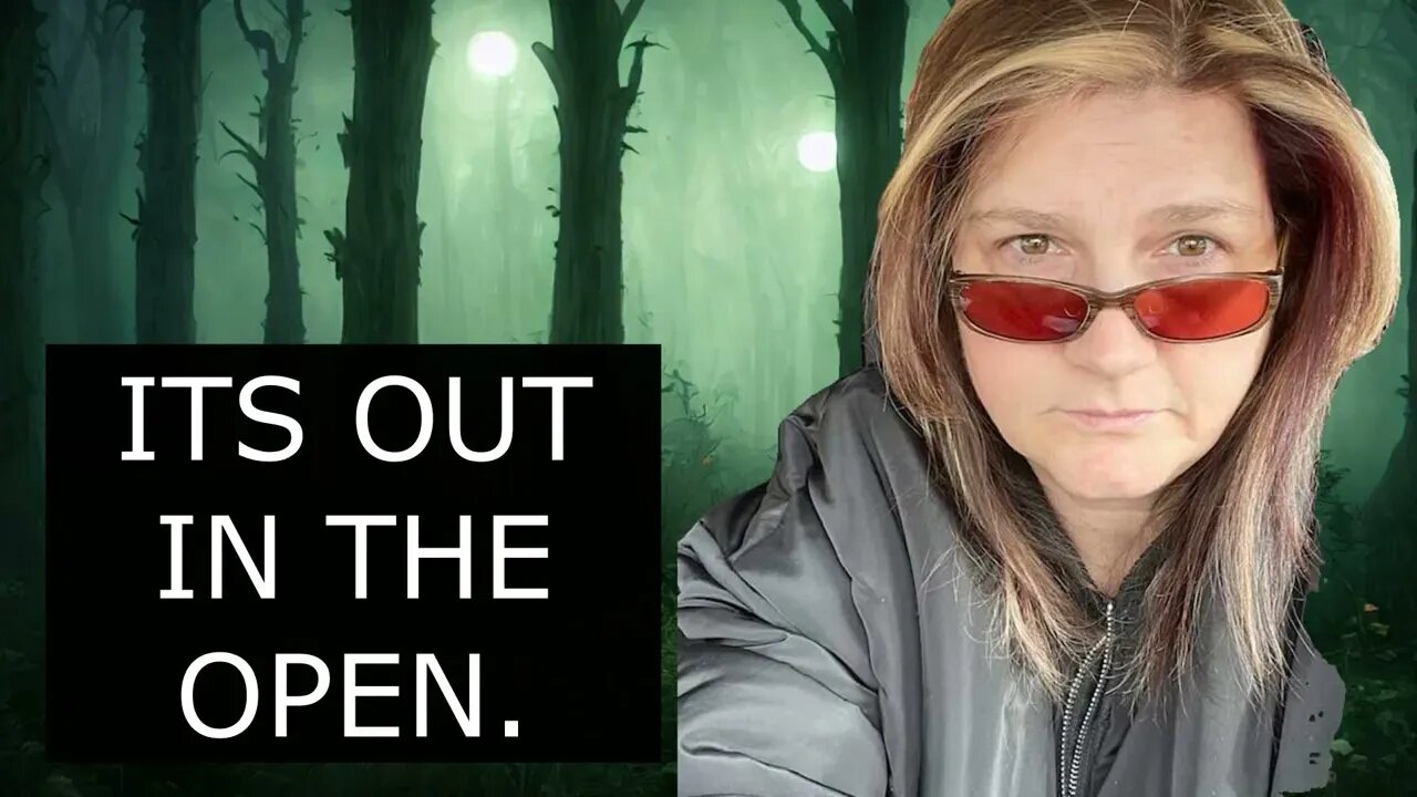 EVERYONE READING, OUT IN THE OPEN