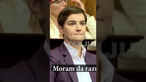 moram da razumem