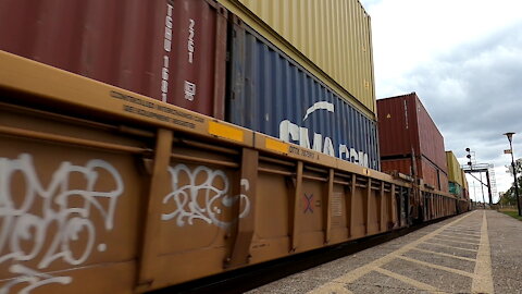 CN 3181 & CN 3122 Locomotives Intermodal Train Eastbound Through Sarnia