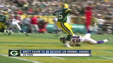 Favre to receive Lee Remmel sports award