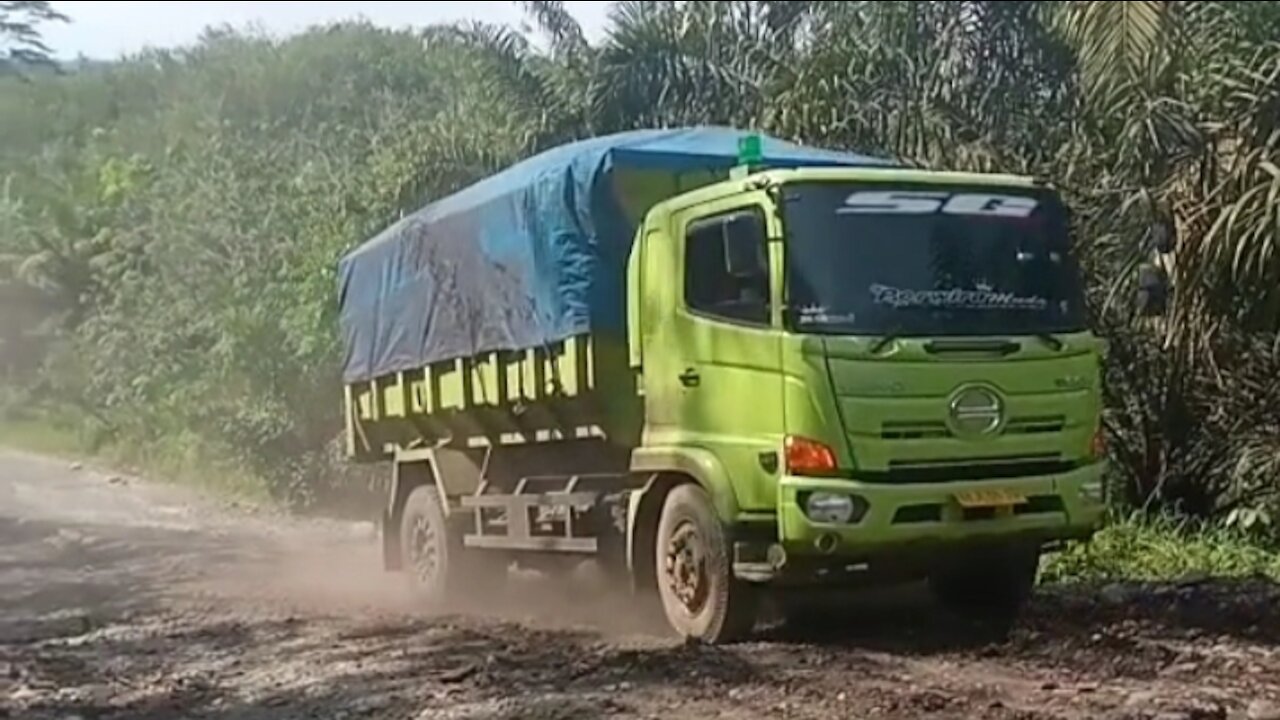 Truck Hino Ketenggak