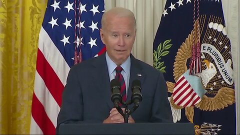 Biden Struggles To Figure Out How To Use Microphone After It Keeps Giving Him Loud Feedback