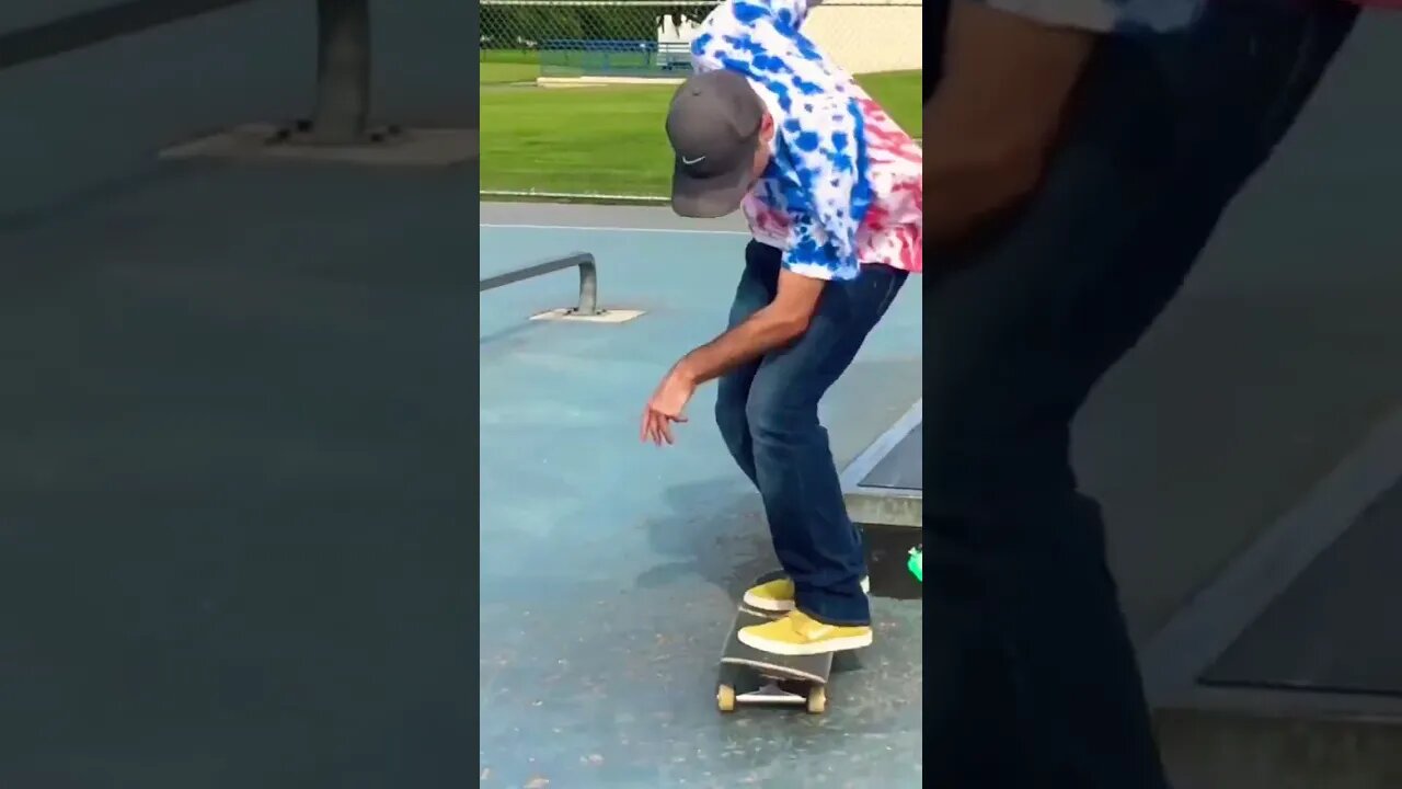 Throwback kickflip back 5-0 + tre flip line at Overlook #skatepark #skateboarding #skate