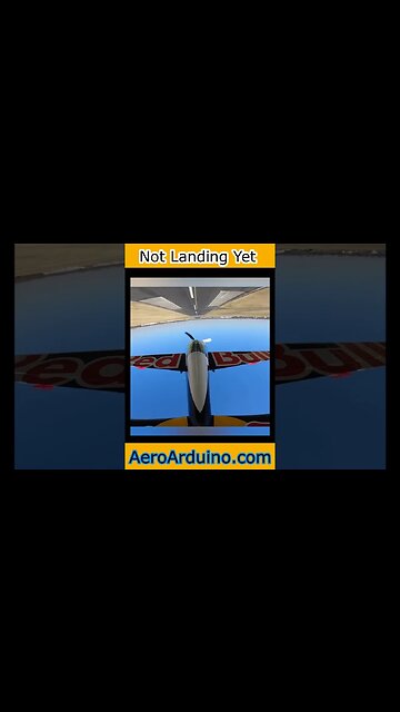 That #Pilot Sees Runway The Different Way #AeroArduino #Aviation #Flying