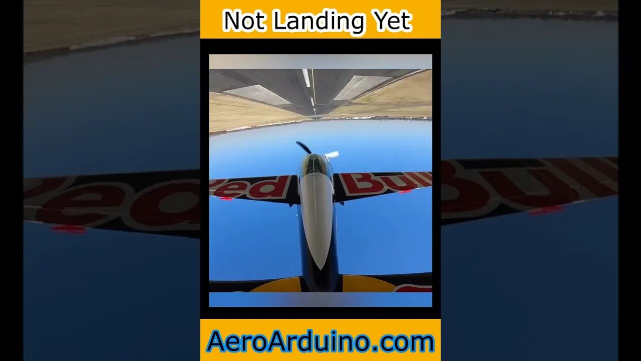 That #Pilot Sees Runway The Different Way #AeroArduino #Aviation #Flying