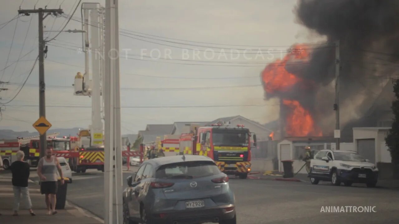 NZ Fire Dept Battling House Fire - Wellington, New Zealand