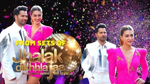 Varun Dhawan And Kriti Sanon Promotes Their Movie Bhediya On Jhalak Dikhhla Jaa Set