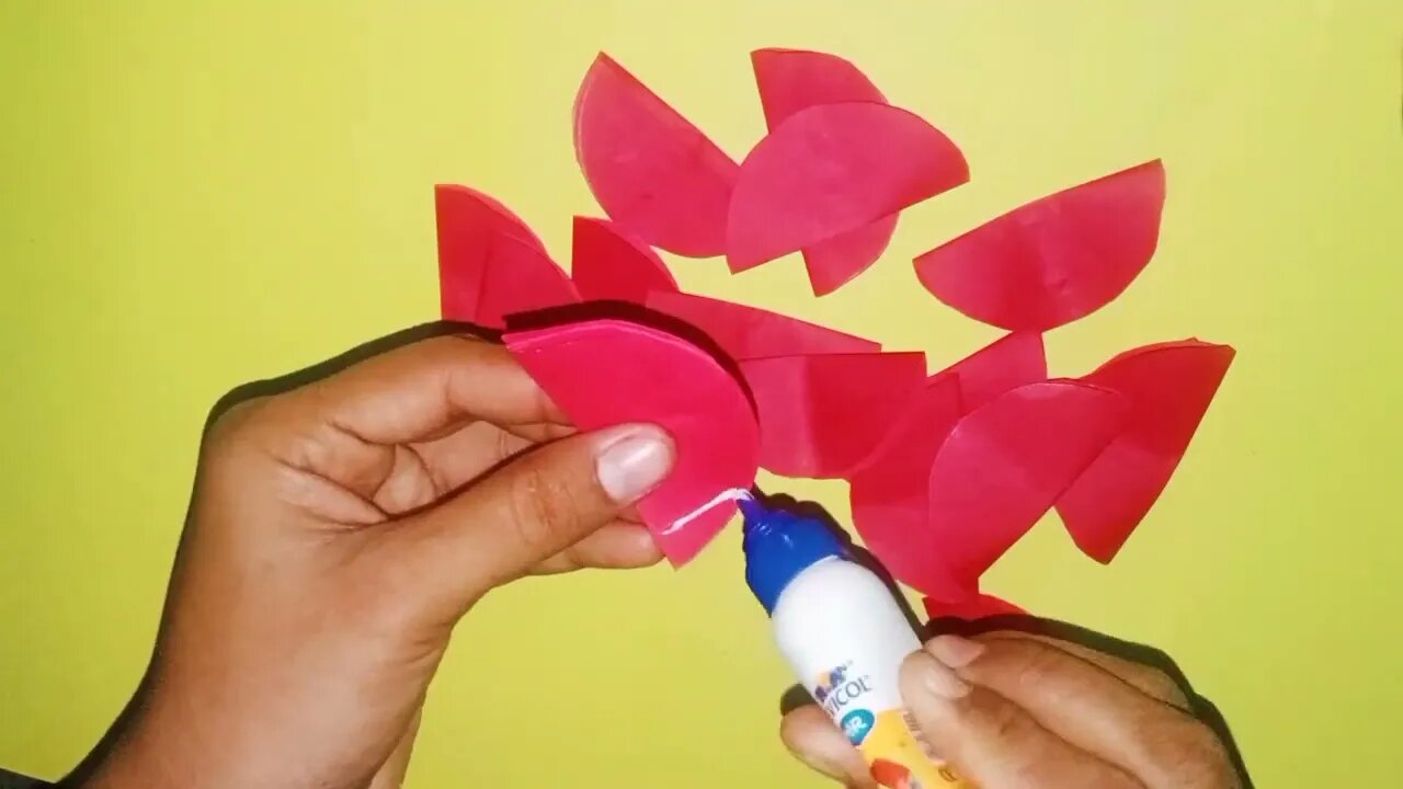 How to make Easy Paper Honeycomb Ball - Art Eira