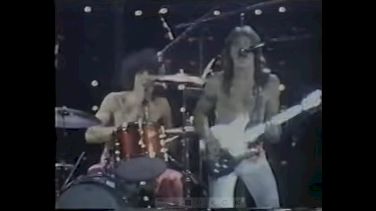 Grand Funk Railroad - We're An American Band LIVE - 1974