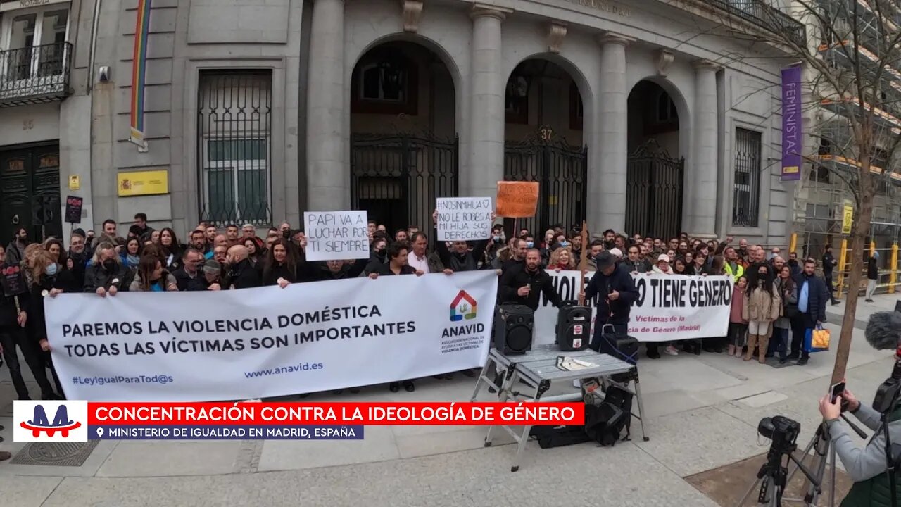 🇪🇸 Concentración contra la ideología de género frente al Ministerio de Igualdad (13 enero 2023)