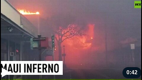 Ferocious wildfires rip through historic town of Lahaina in Hawaii