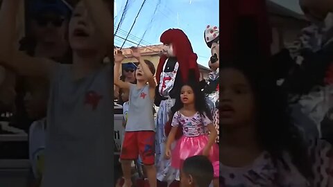 SUPER PULOS NINJAS DO FOFÃO, O MÁSKARA, PATATI E BEN10 DANÇANDO NA CARRETA DA ALEGRIA, LIKE