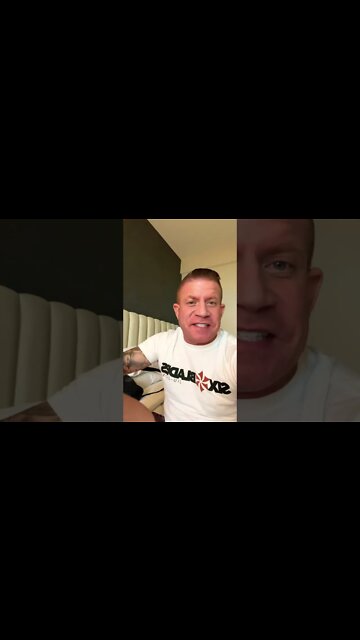 BRETT FAVRE CAUGHT DEALING VICODIN TO KIDS (or something that dirty) #jesseonfire #short #shorts