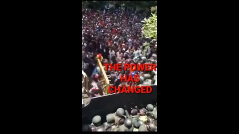 PEOPLE ARE STRONGER TOGETHER 💪 THE WORLD IS REALIZING THIS 👏
