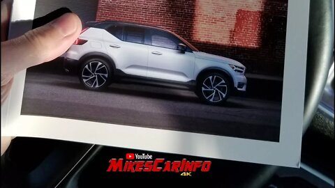 2019 Volvo XC40 Brochure (RARE) Overview