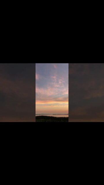 Strange geo engineering in the clouds