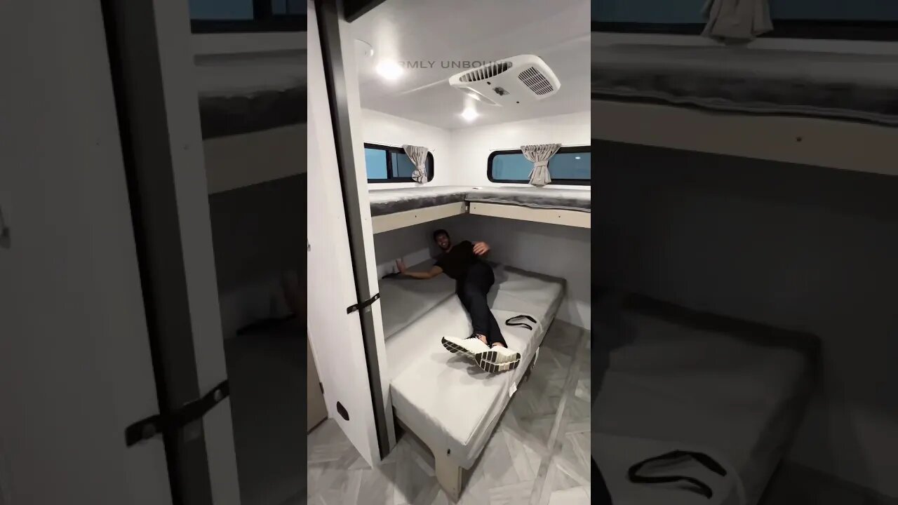 One of a kind bunk room in a travel trailer RV! Perfect for tall people #rv #shorts