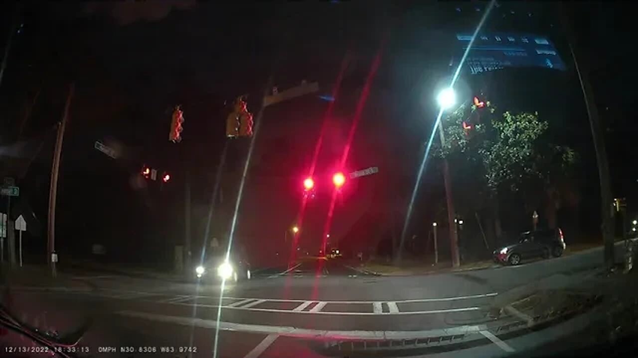 Getting a red light confused with green in Thomasville, Ga