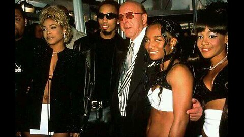 TLC: Holding Clive Davis Hostage! Whilst Puffy Pdiddy Grassed Us Up!