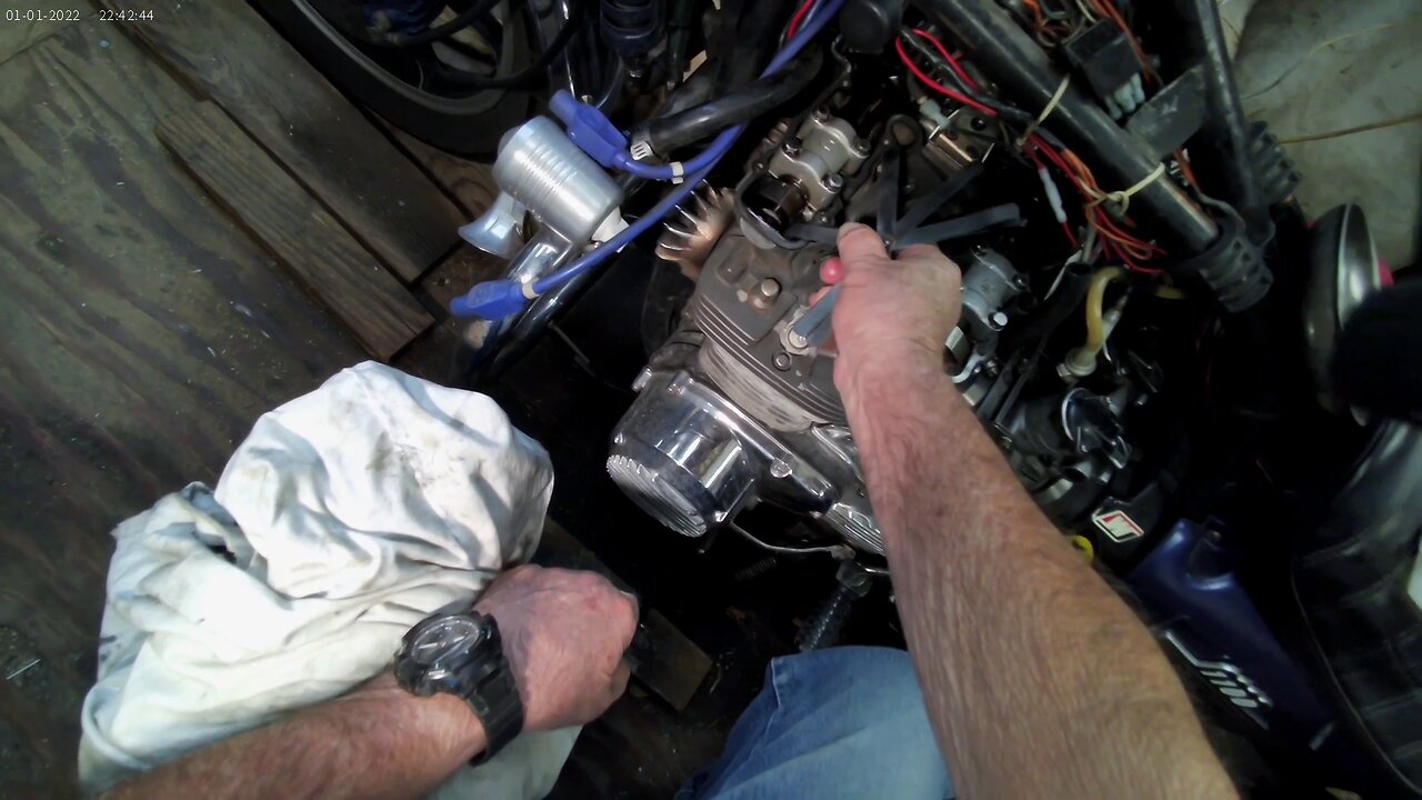 Checking Z1 valve adjustment