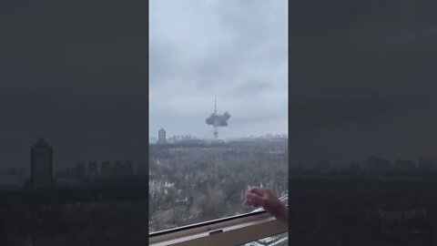 ★★★ Russians are trying to destroy the TV tower in Kyiv