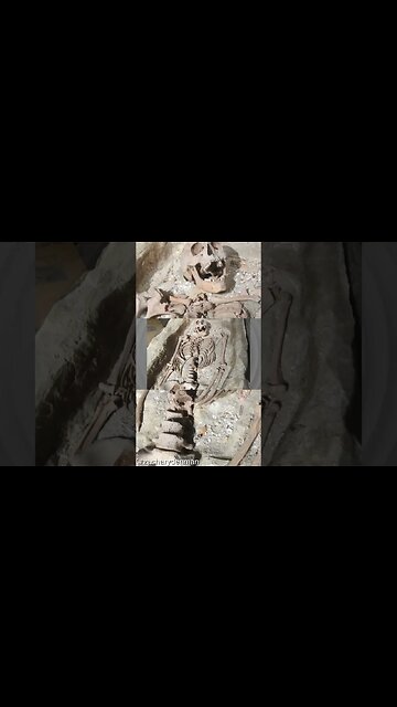 Over 2500 Giant Skeletons were buried in the Serpent Mounds in Ohio #giants #giant #adena #skeleton