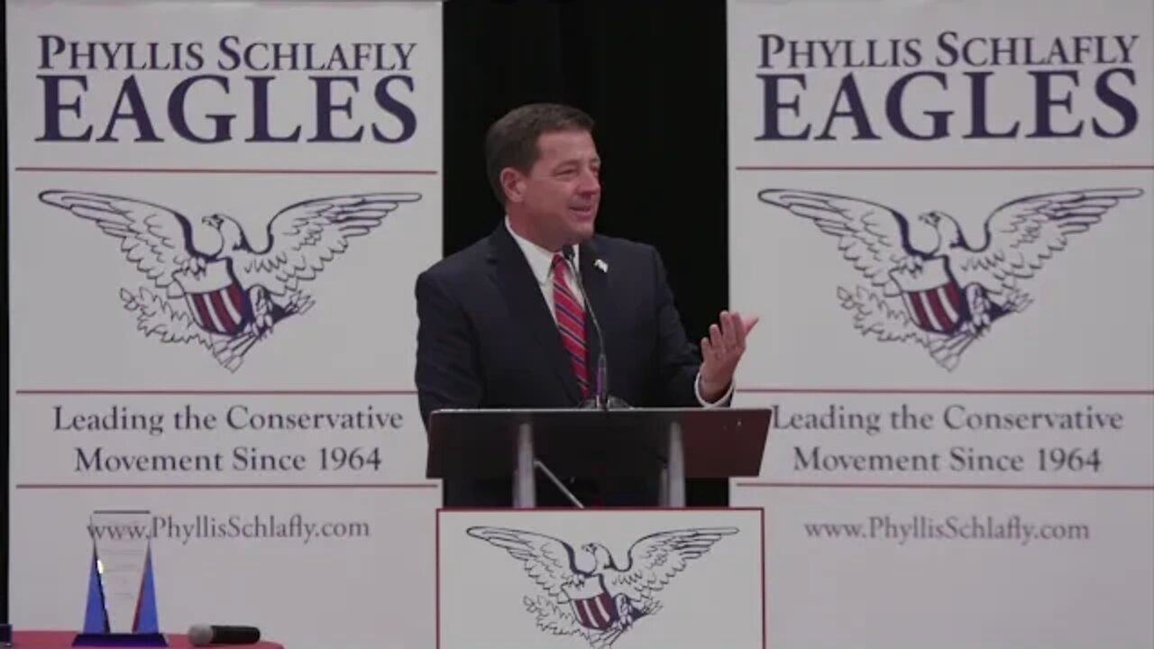 Staff Sgt. David Bellavia receives the Gen. Jack Singlaub Award | Eagle Council XLVIII 2019