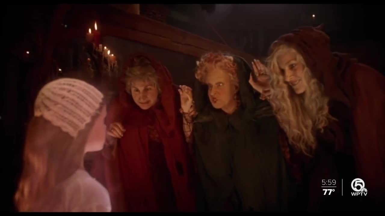 Bette Midler confirms original cast of 'Hocus Pocus' reuniting for sequel