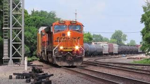 NS 18M with BNSF Power Leading Manifest Mixed Freight Train from Marion, Ohio July 25, 2021