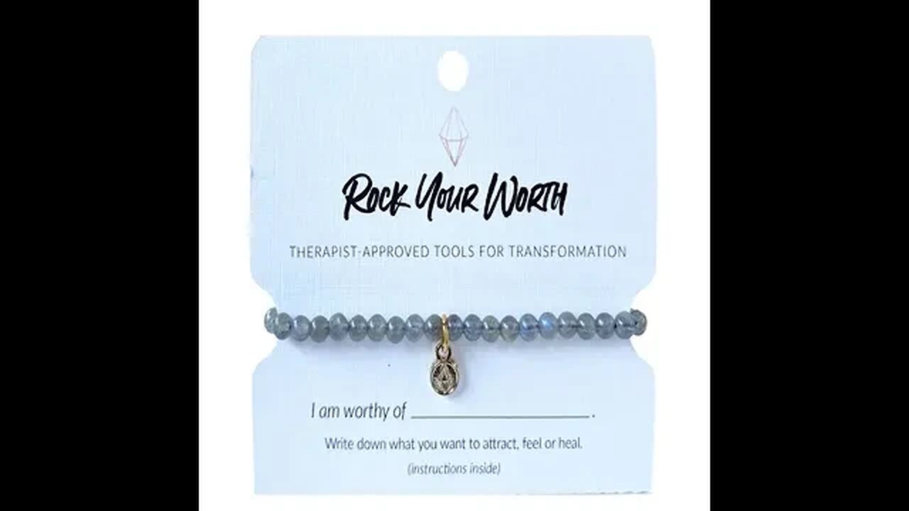 MANIFEST YOUR DREAMS BRACELET - PETITE LABRADORITE