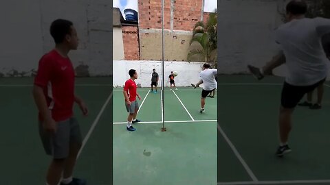 Mais lances do futetênis! #futebol #futevôlei #futmesa #futemesa #futetenis #futevolei