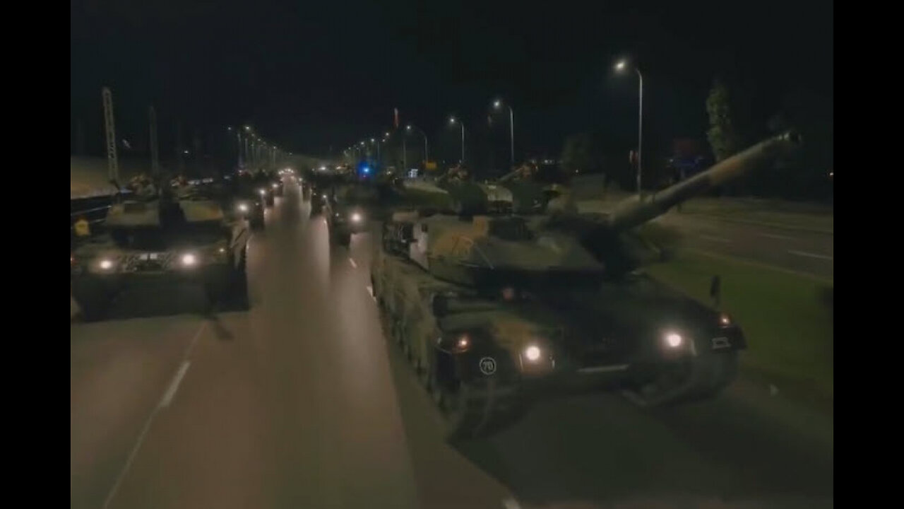 Poland Army Moves Through Warsaw - Massive Convoys, Tanks, Artillery, Armor