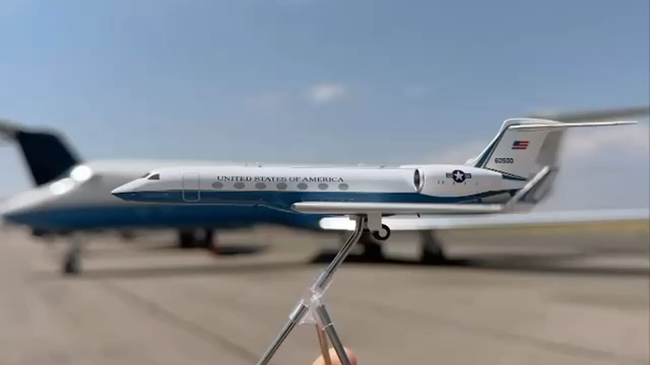 🛫AF1 🛬