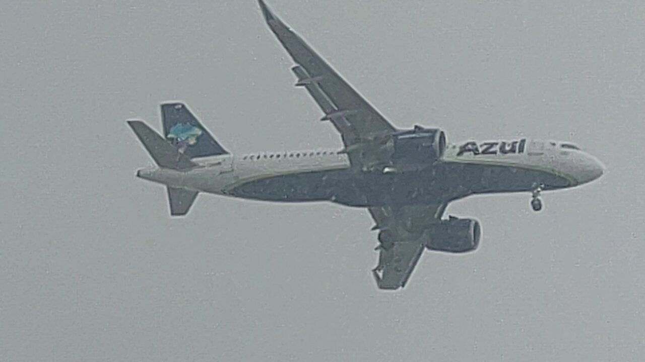 Airbus A320NEO PR-YSN coming from Recife to Fortaleza