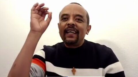 ጠ/ሚር አብይ አህመድ ከካድሬዎቻቸው አንደበት ውጪ "እኔ እዘምታለሁ" ብለው ሲናገሩ የሰማ አለ ወይ? - መ/ር ዘመድኩን በቀለ