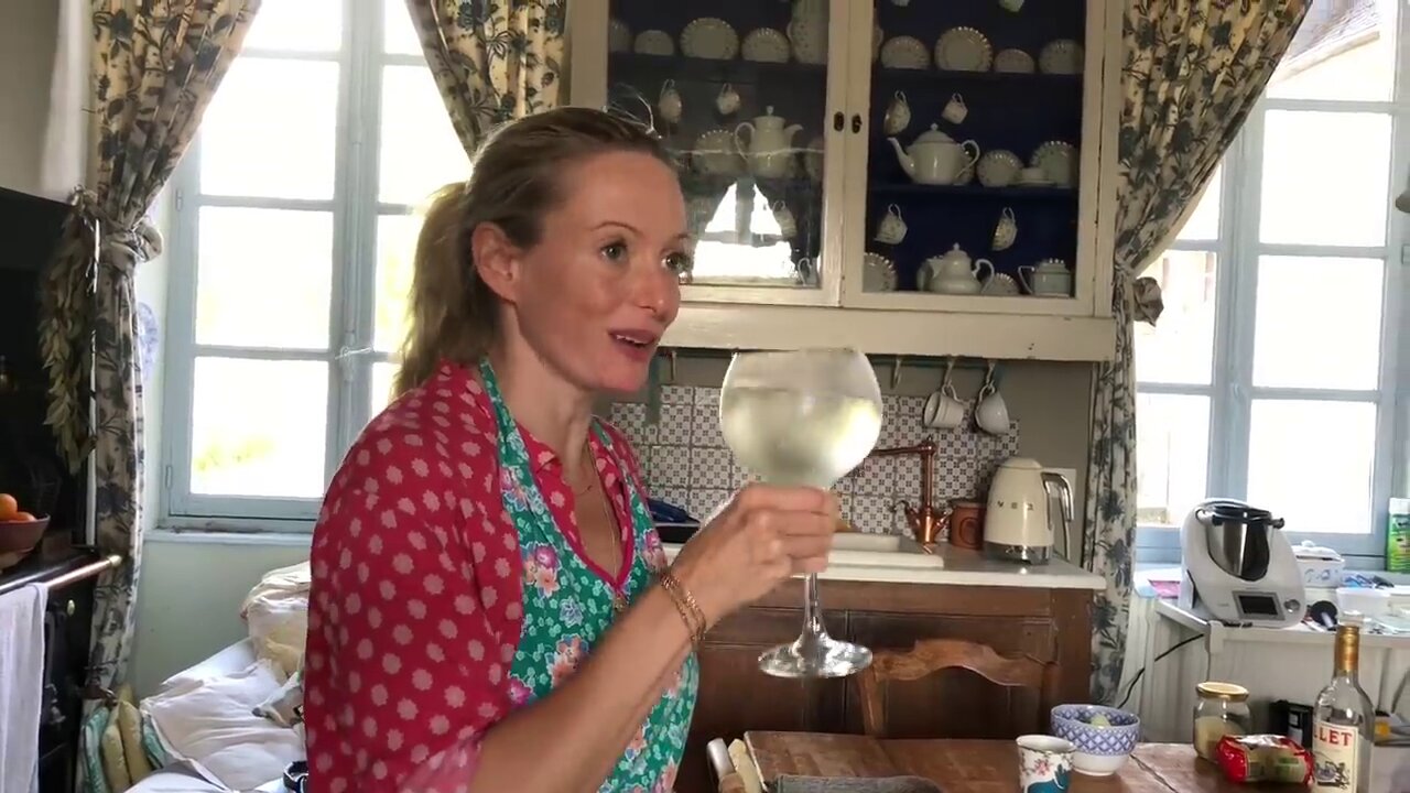 Living in a french Chateau