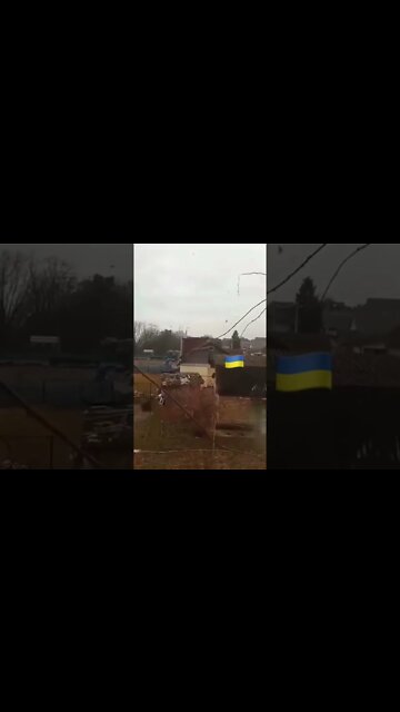 A Russian fighter plane is captured attacking civilian positions in Ukraine?